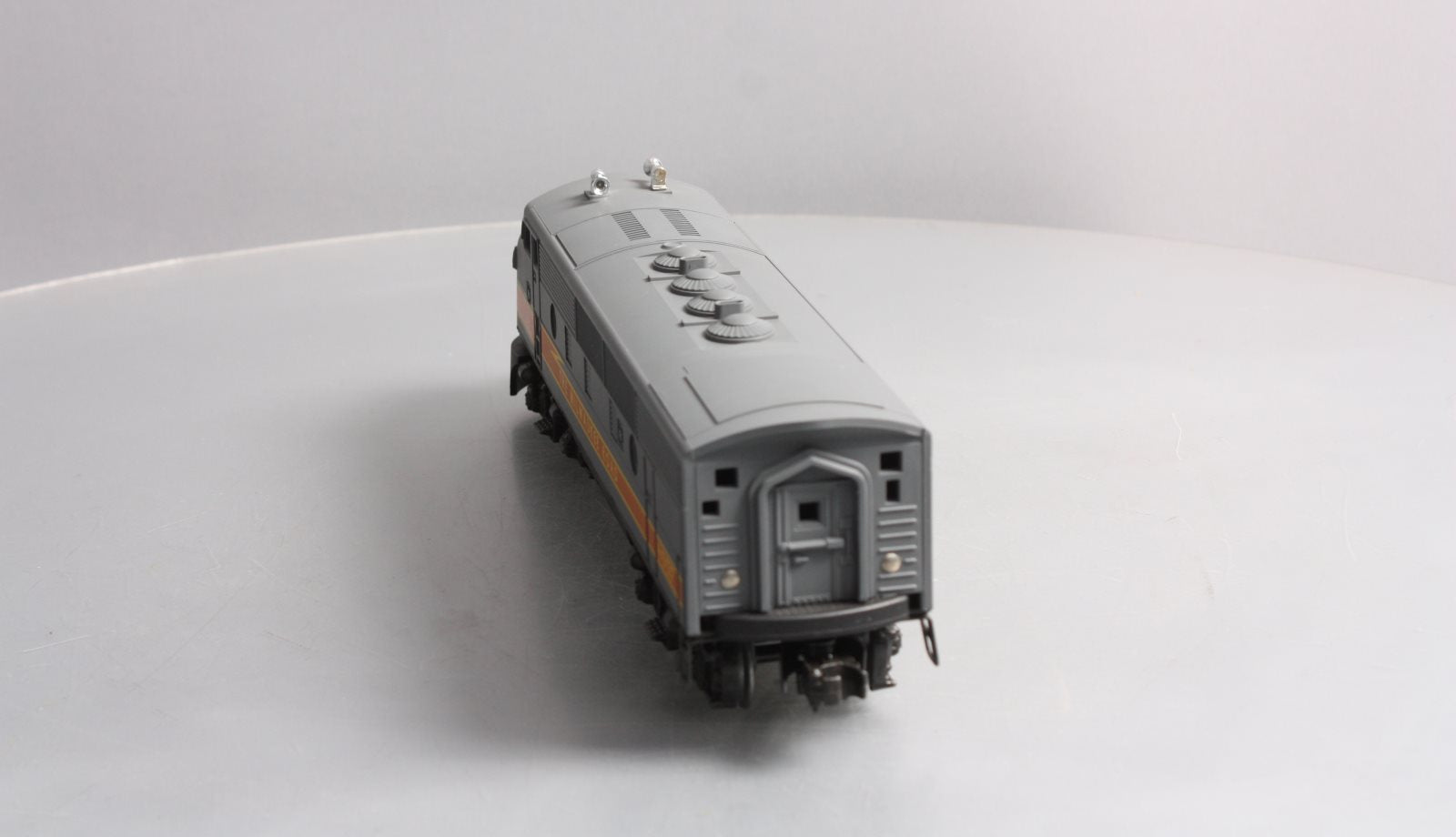 Lionel 6-8557 O Milwaukee Road F3 A Non-Powered Diesel Locomotive #8557 LN/Box