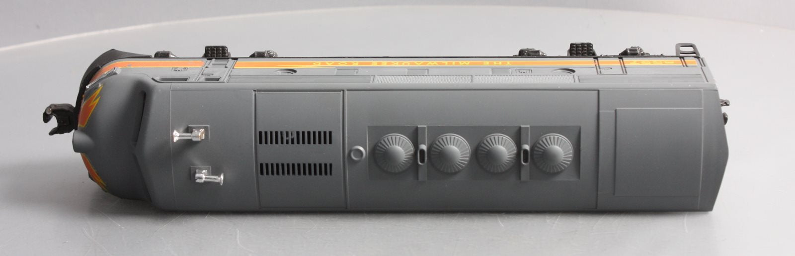 Lionel 6-8557 O Milwaukee Road F3 A Non-Powered Diesel Locomotive #8557 LN/Box