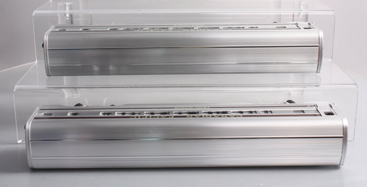 Lionel 6-39106 O Canadian Pacific Aluminum Passenger Car Set (Set of 2) LN/Box