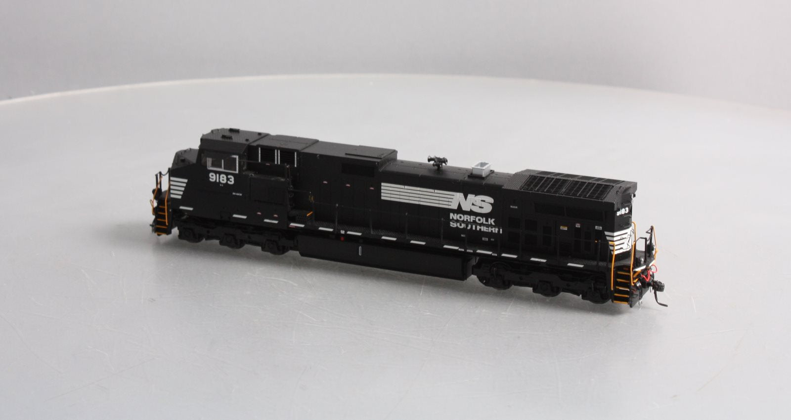 MTH 80-2301-1 HO Norfolk Southern Dash-9 Diesel Engine #9183 with Proto-Sound 3