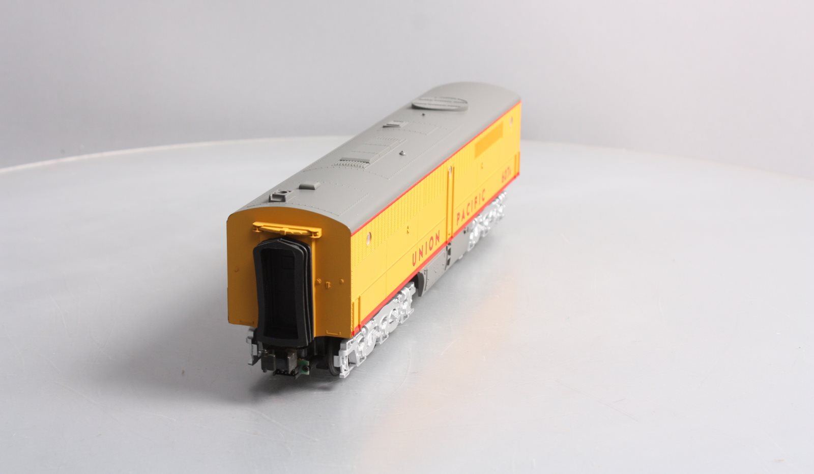 MTH 30-2218-3 Union Pacific Alco PA B Unit Non-Powered Diesel Engine #607B LN/Box