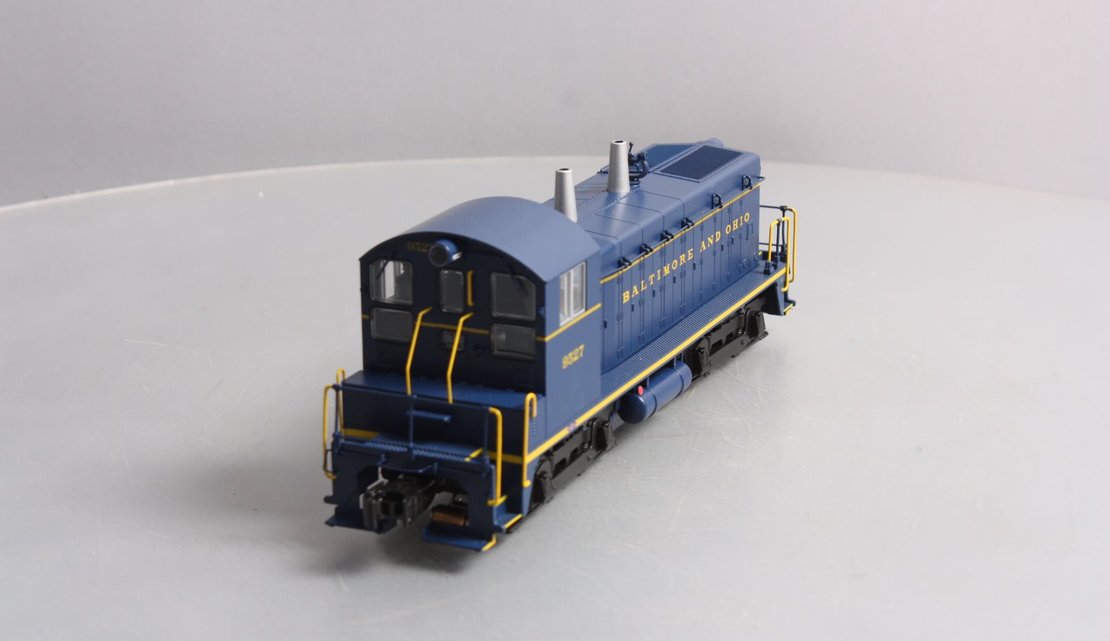 Lionel 6-83384 O B&O Legacy NW2 Diesel #9500/LCS – Trainz