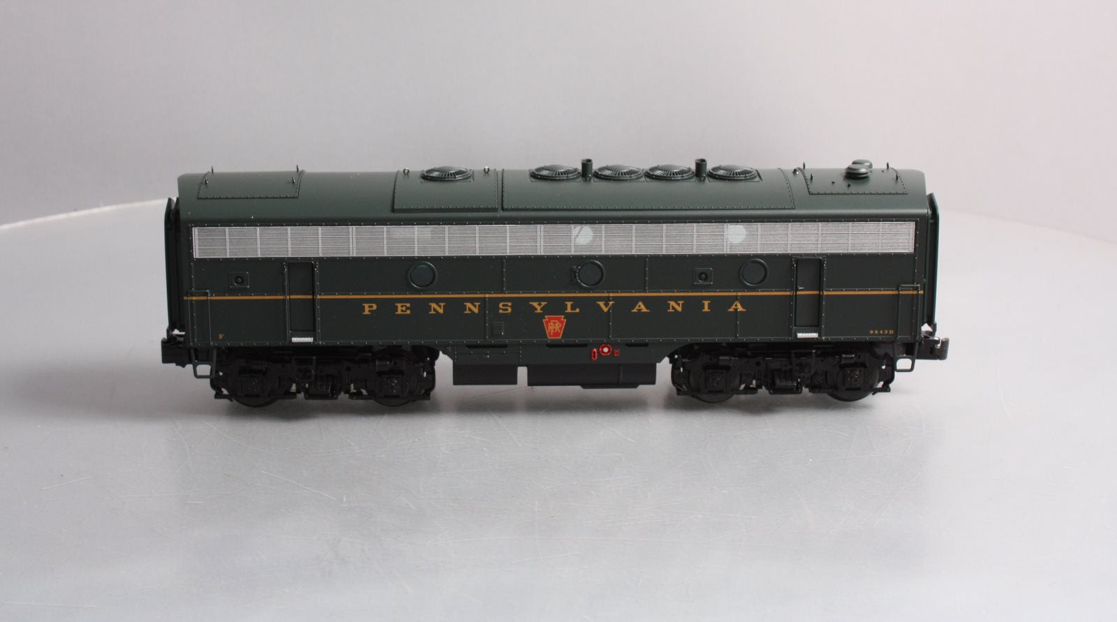 Lionel 6-24588 O Pennsylvania TMCC F7 Powered B-Unit Diesel Locomotive #9643B