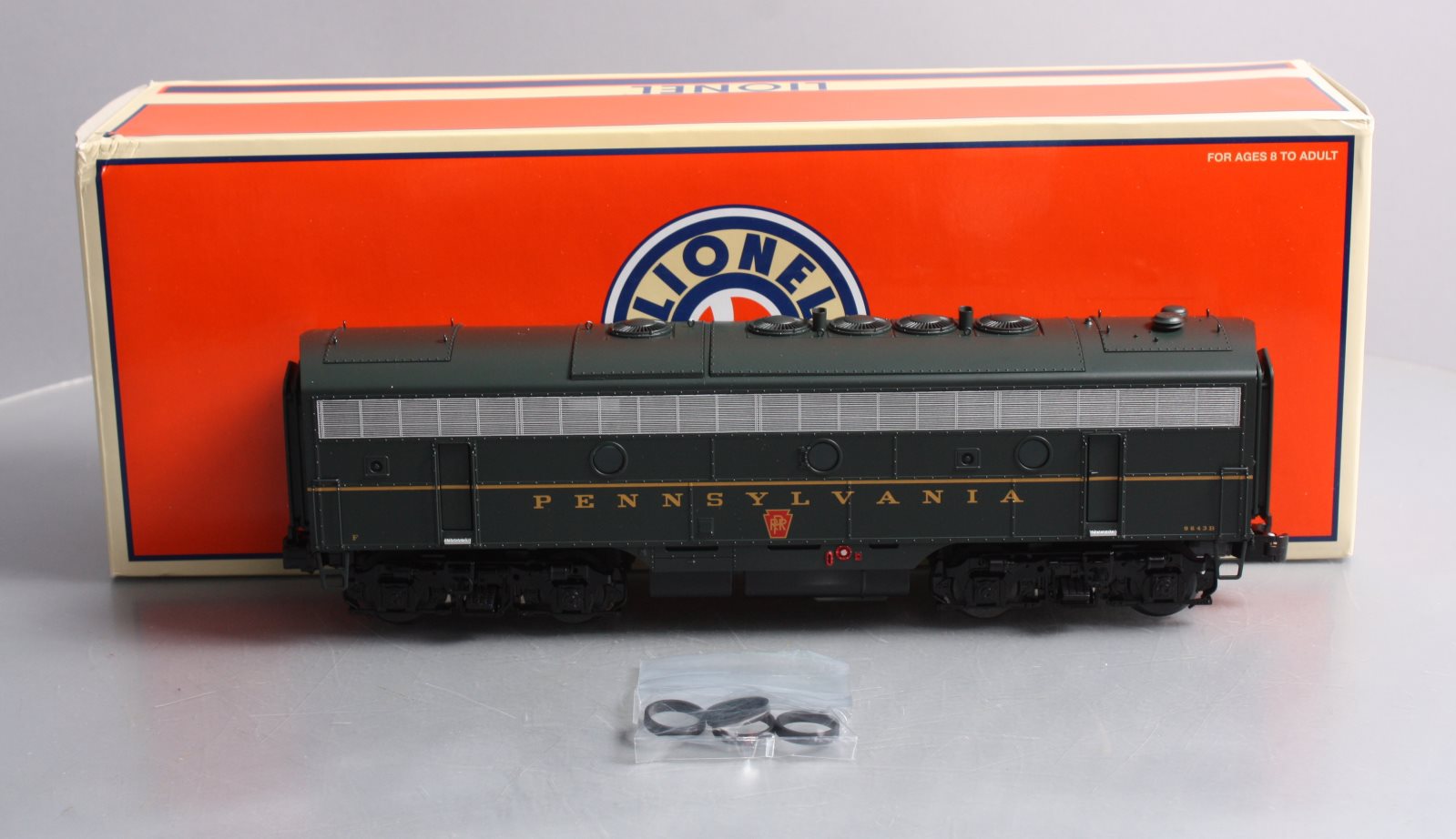 Lionel 6-24588 O Pennsylvania TMCC F7 Powered B-Unit Diesel Locomotive #9643B