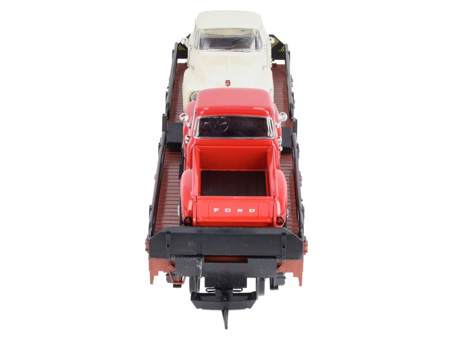 LGB 45590 G Scale Flatcar w/Pickup Trucks