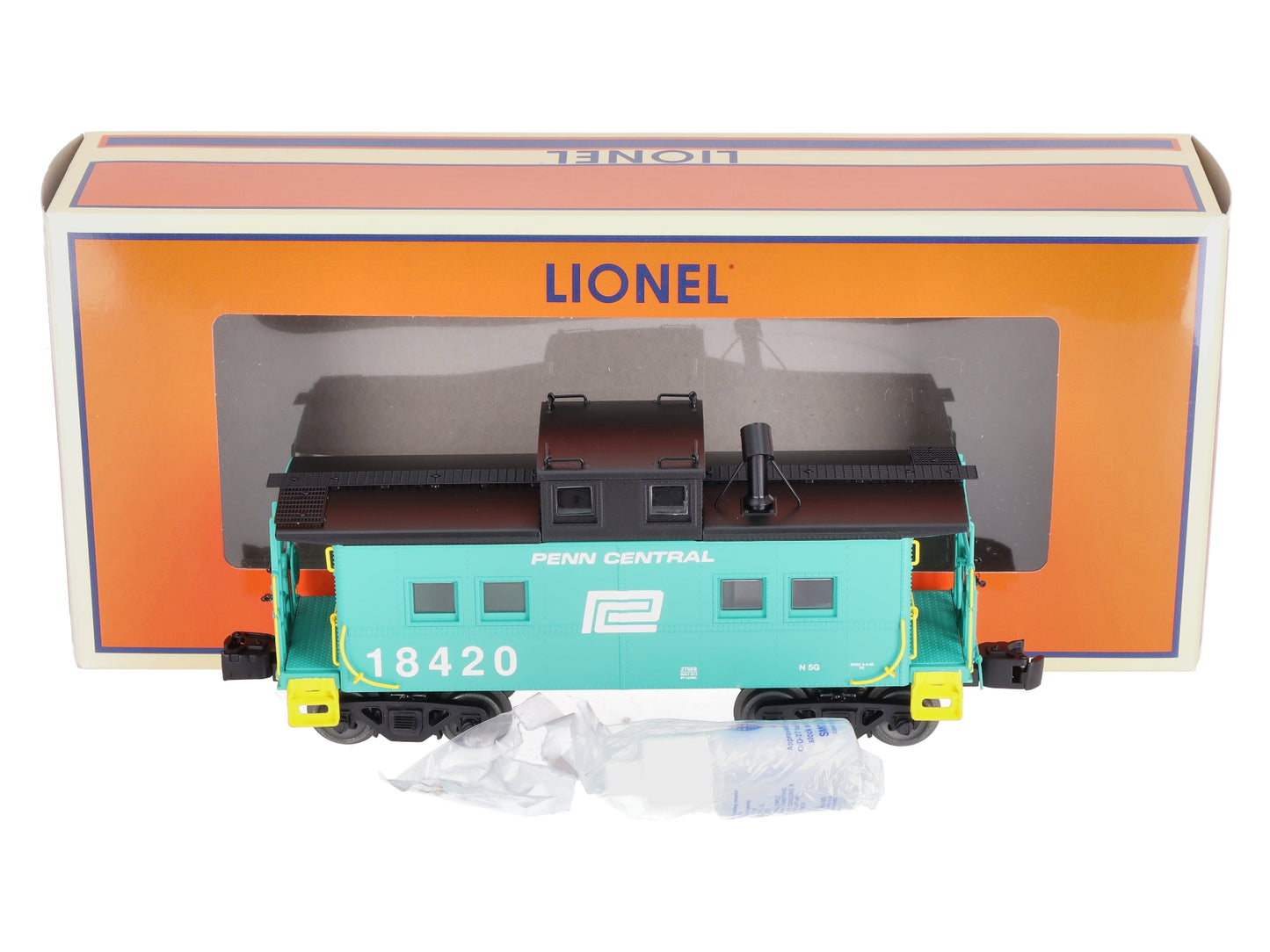 Lionel 6-27669 Penn Central 1:48 Scale Caboose
