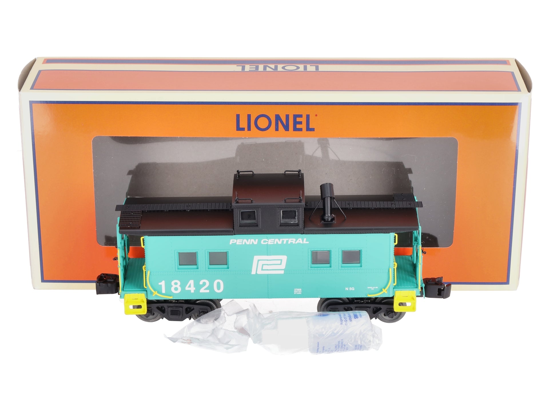 Lionel 6-27669 Penn Central 1:48 Scale Caboose
