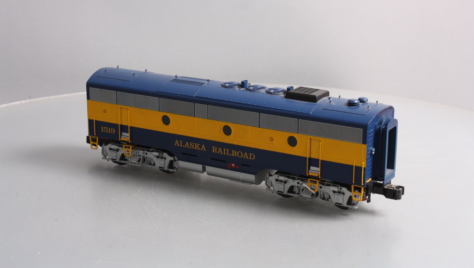 Lionel 6-24522 O Gauge Alaska F3 Powered Diesel B-Unit w/TMCC #1519