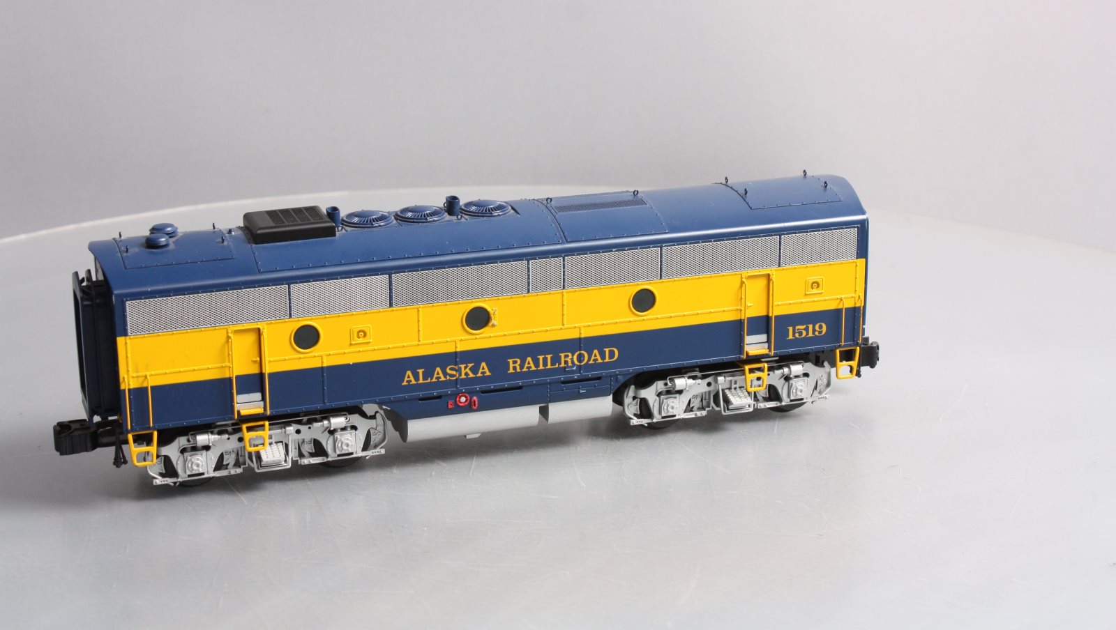 Lionel 6-24522 O Gauge Alaska F3 Powered Diesel B-Unit w/TMCC #1519