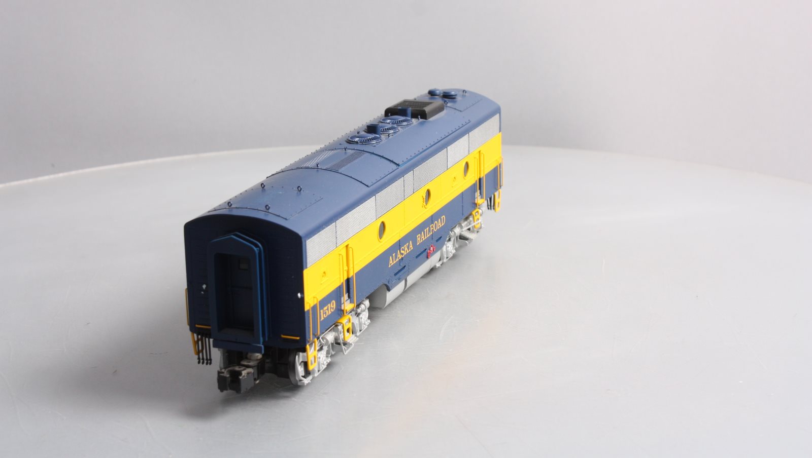 Lionel 6-24522 O Gauge Alaska F3 Powered Diesel B-Unit w/TMCC #1519