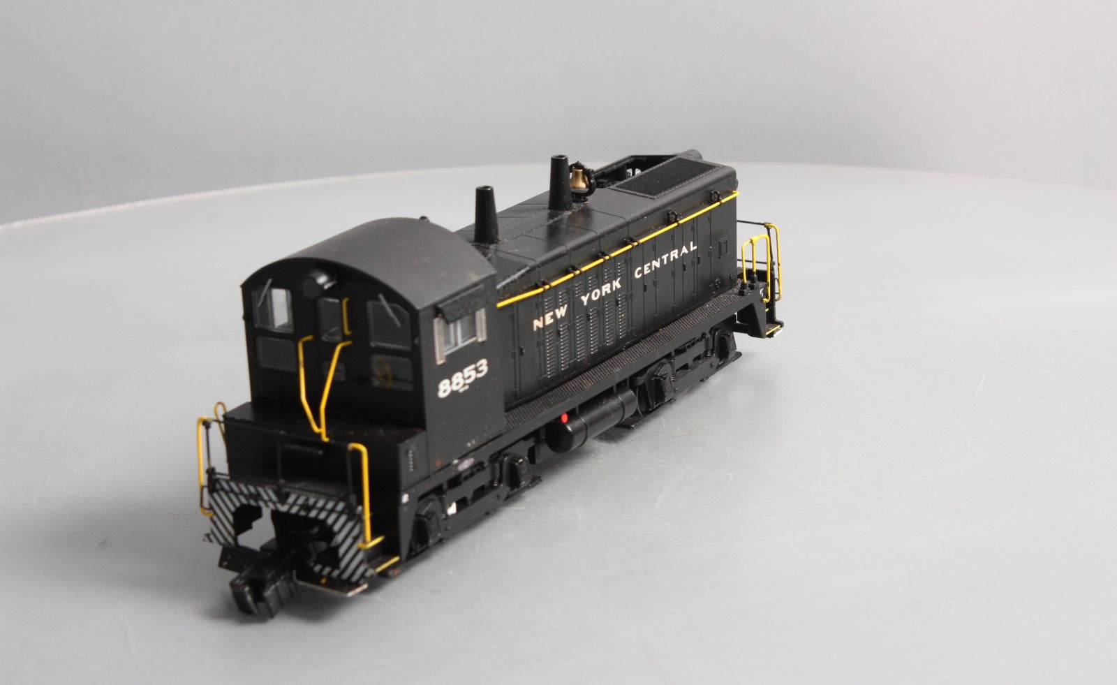 Lionel 6-85024 New York Central Legacy SW7 Diesel Locomotive #8853
