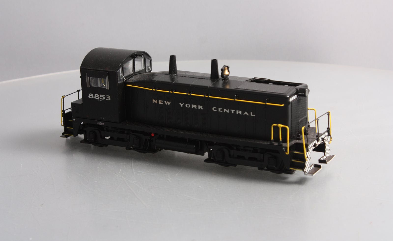 Lionel 6-85024 New York Central Legacy SW7 Diesel Locomotive #8853