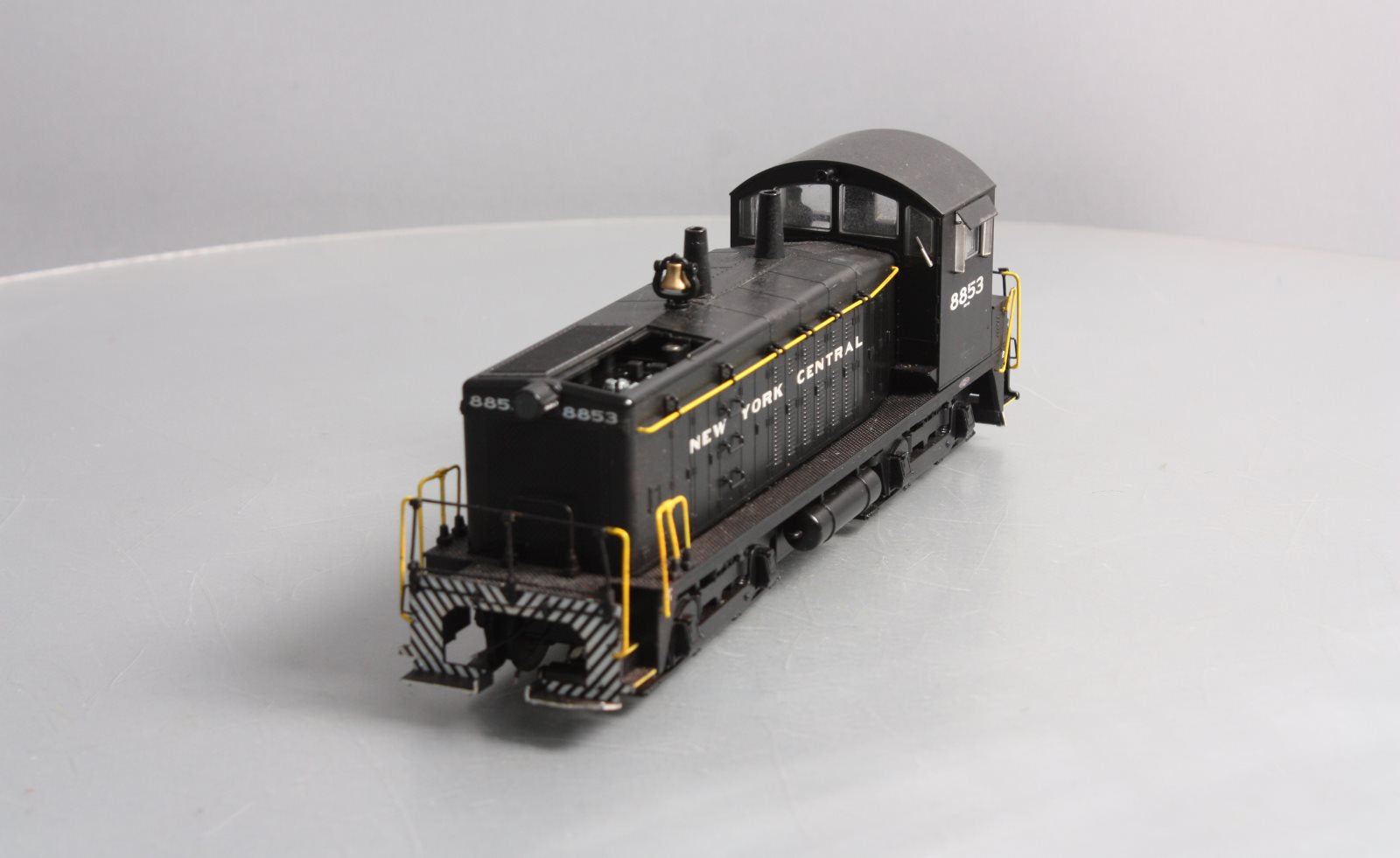 Lionel 6-85024 New York Central Legacy SW7 Diesel Locomotive #8853