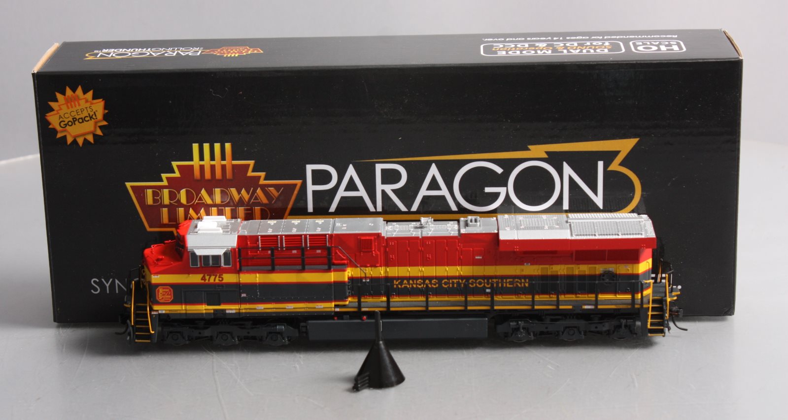 Broadway Limited 5869 HO KCS GE ES44C4 Diesel Locomotive Sound/DCC And DC #4775