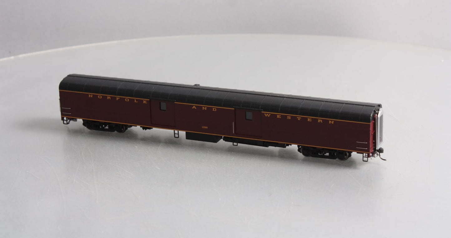 MTH 80-60074 HO Norfolk & Western Streamlined Smooth Baggage Car #1285
