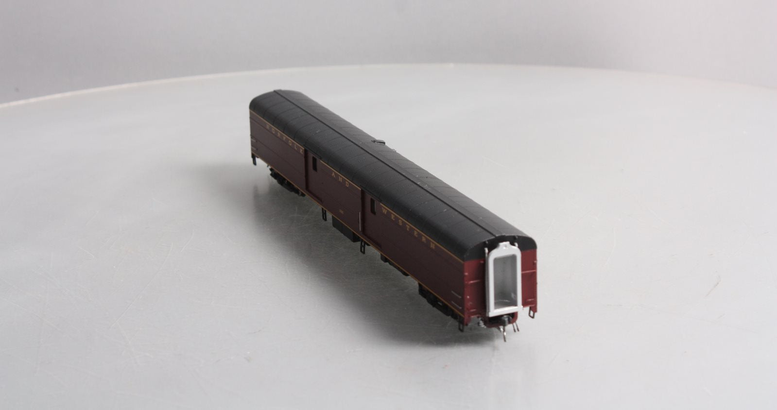 MTH 80-60074 HO Norfolk & Western Streamlined Smooth Baggage Car #1285