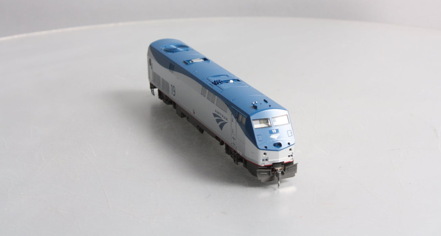 Kato 37-6110 HO Amtrak Phase V GE P42 Genesis Diesel Locomotive #19