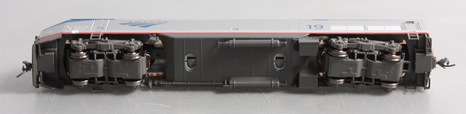 Kato 37-6110 HO Amtrak Phase V GE P42 Genesis Diesel Locomotive #19