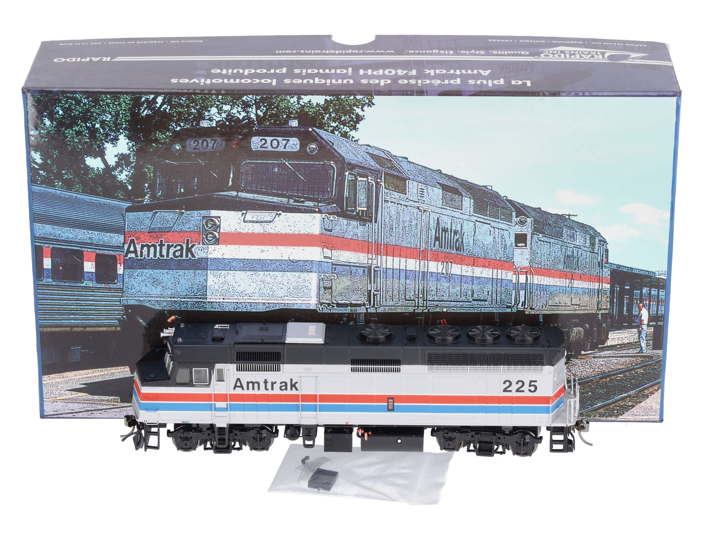 Rapido Trains 80037 HO Amtrak EMD F40PH Diesel Locomotive #225 - Standard DC