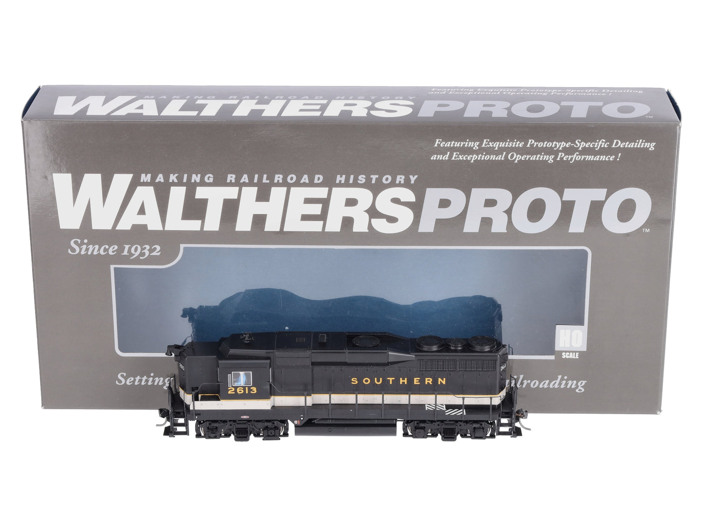Walthers 920-48863 HO Scale Southern Diesel Locomotive # 2613