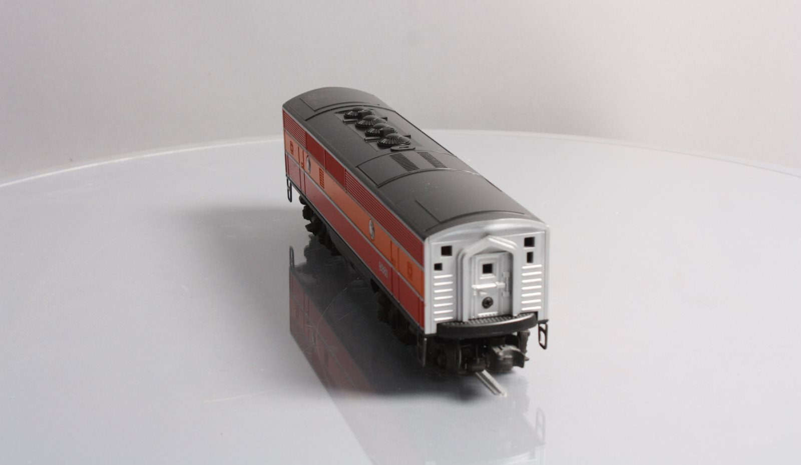 Lionel 6-8261 O SP Daylight F3 Non-Powered B-Unit Diesel Locomotive w/Sound LN/Box
