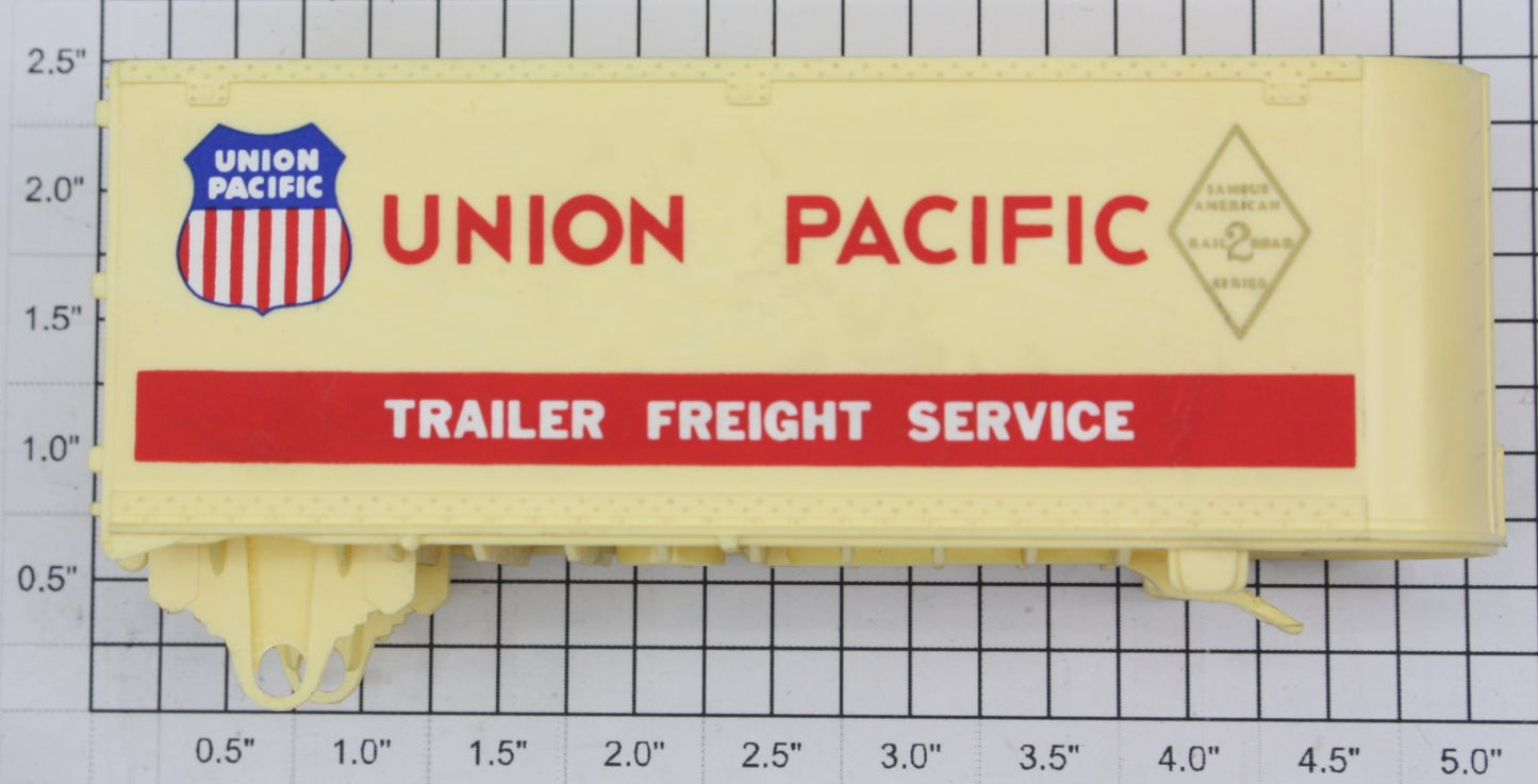 Lionel 9383-13 Union Pacific Trailer Freight Service Incomplete