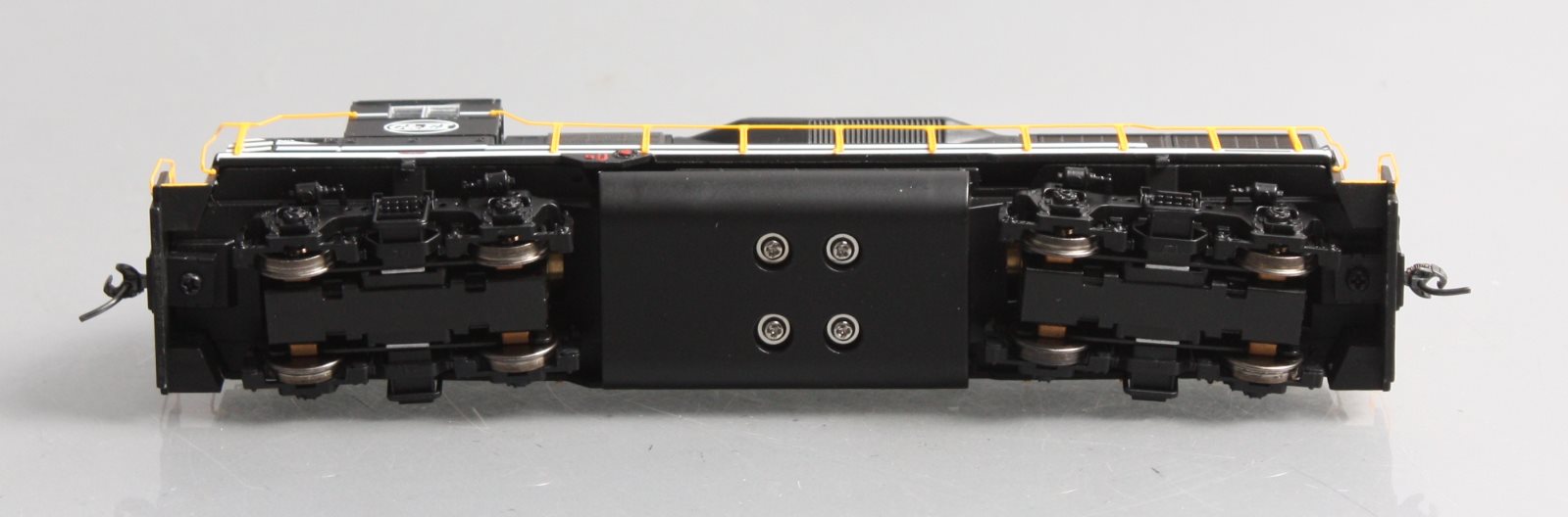 Roundhouse 12239 HO Chicago & Eastern Illinois GP35 Diesel Locomotive #244