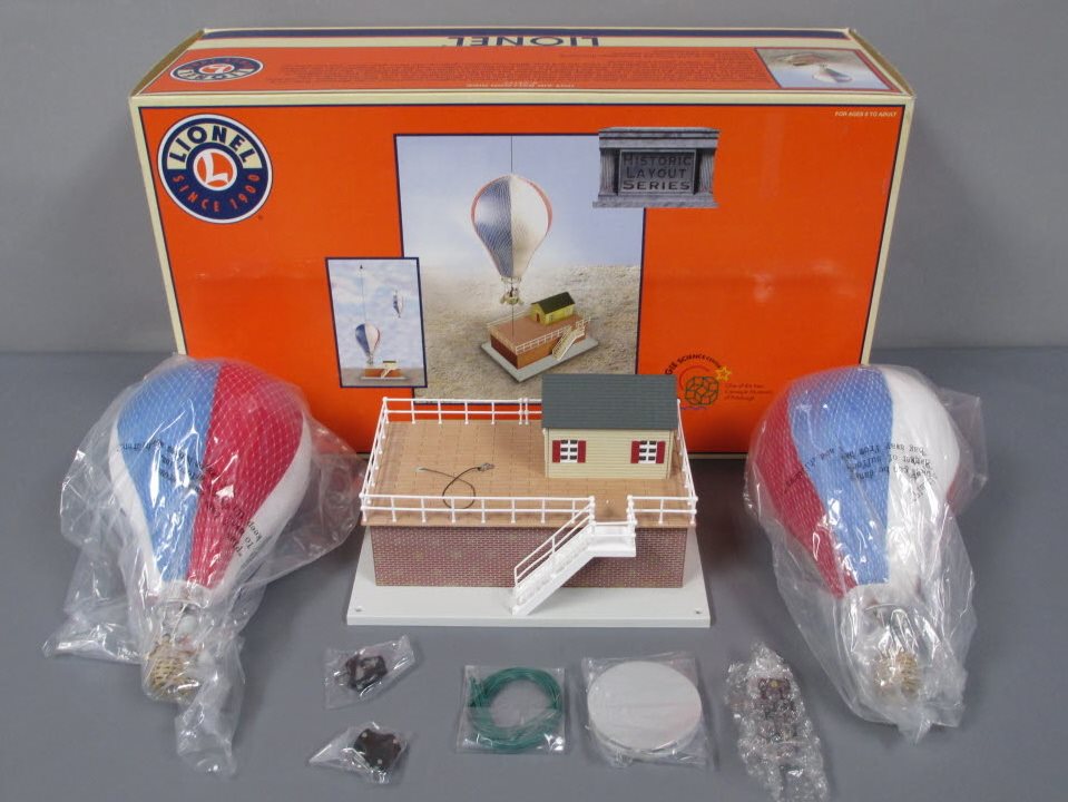 Lionel 6-24177 O Gauge Hot Air Balloon Ride LN/Box