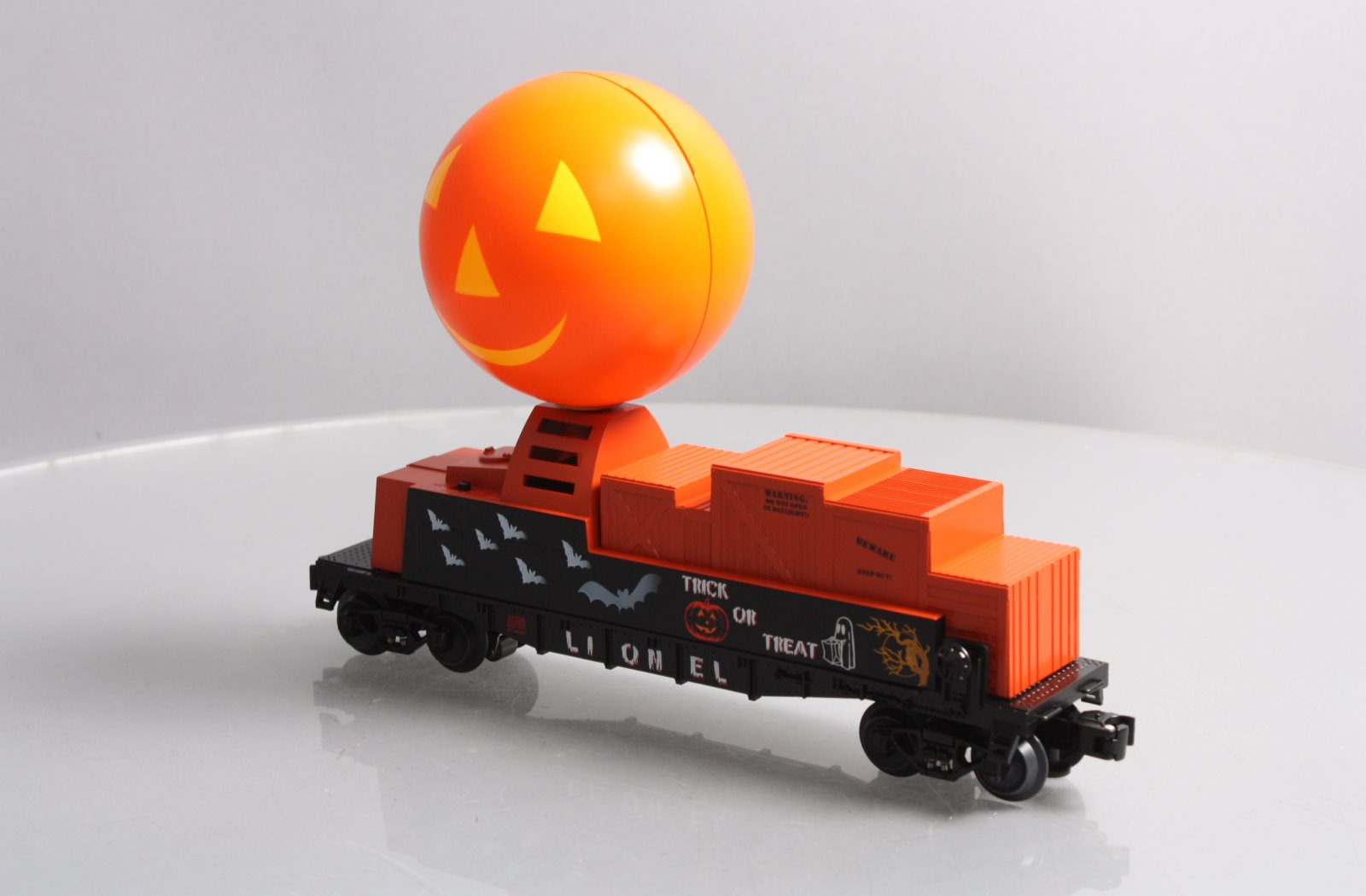 Lionel 6-37036 O Gauge Halloween Operating Globe Car NIB