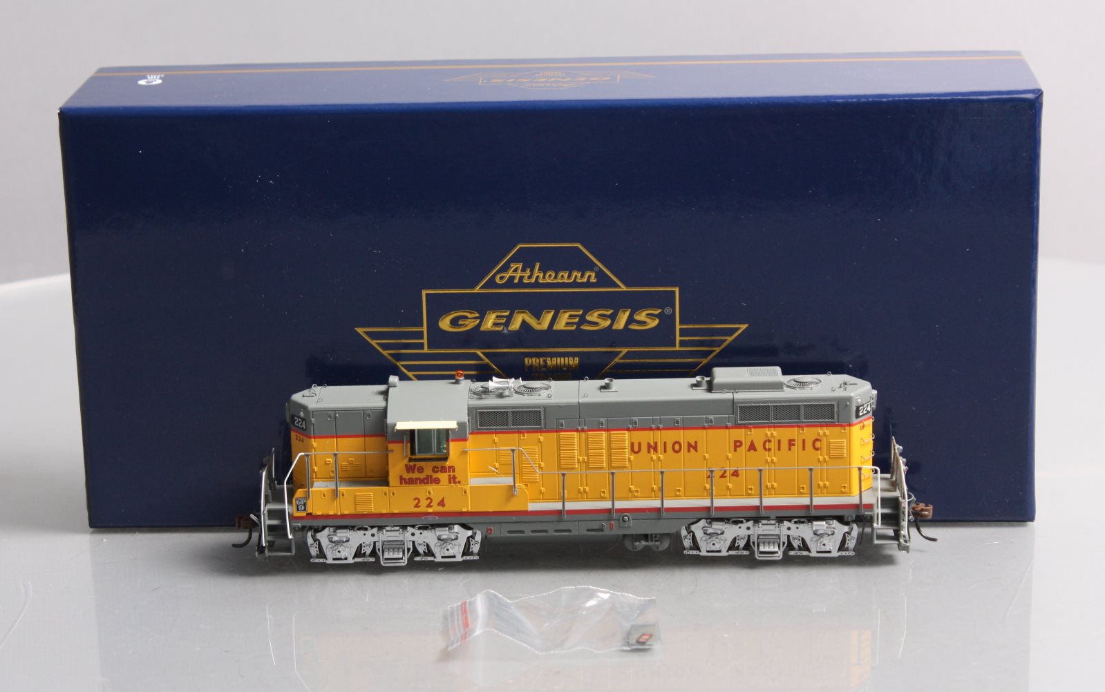Athearn G64246 HO Union Pacific GP9 Diesel Locomotive with DCC & Sound #224