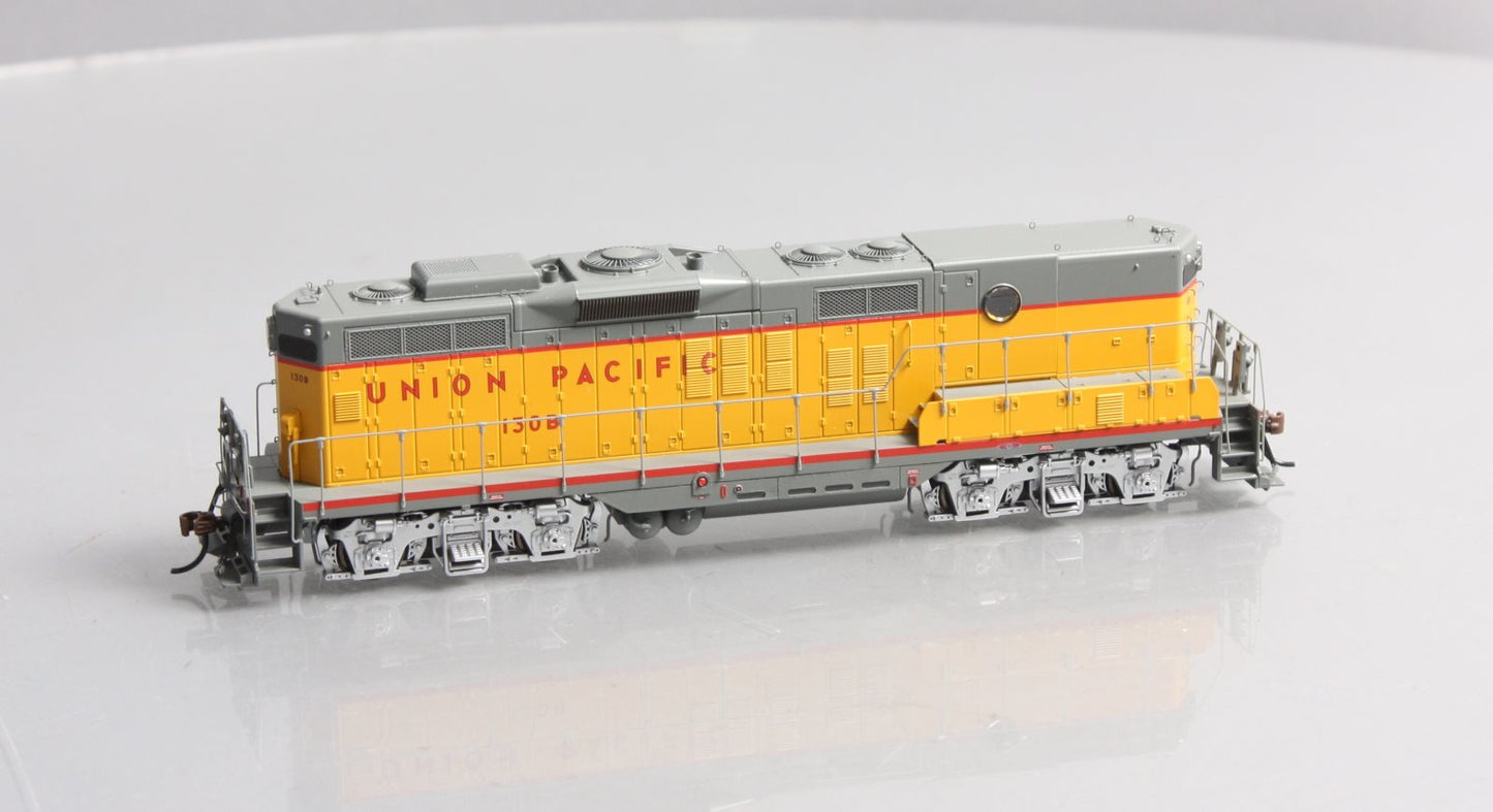 Athearn G78204 HO Union Pacific GP9B Diesel Locomotive #130B w/ DCC and Sound