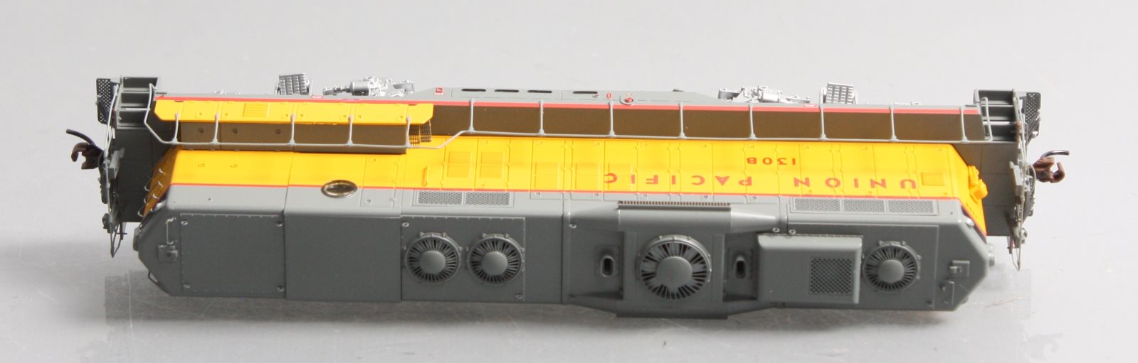 Athearn G78204 HO Union Pacific GP9B Diesel Locomotive #130B w/ DCC and Sound