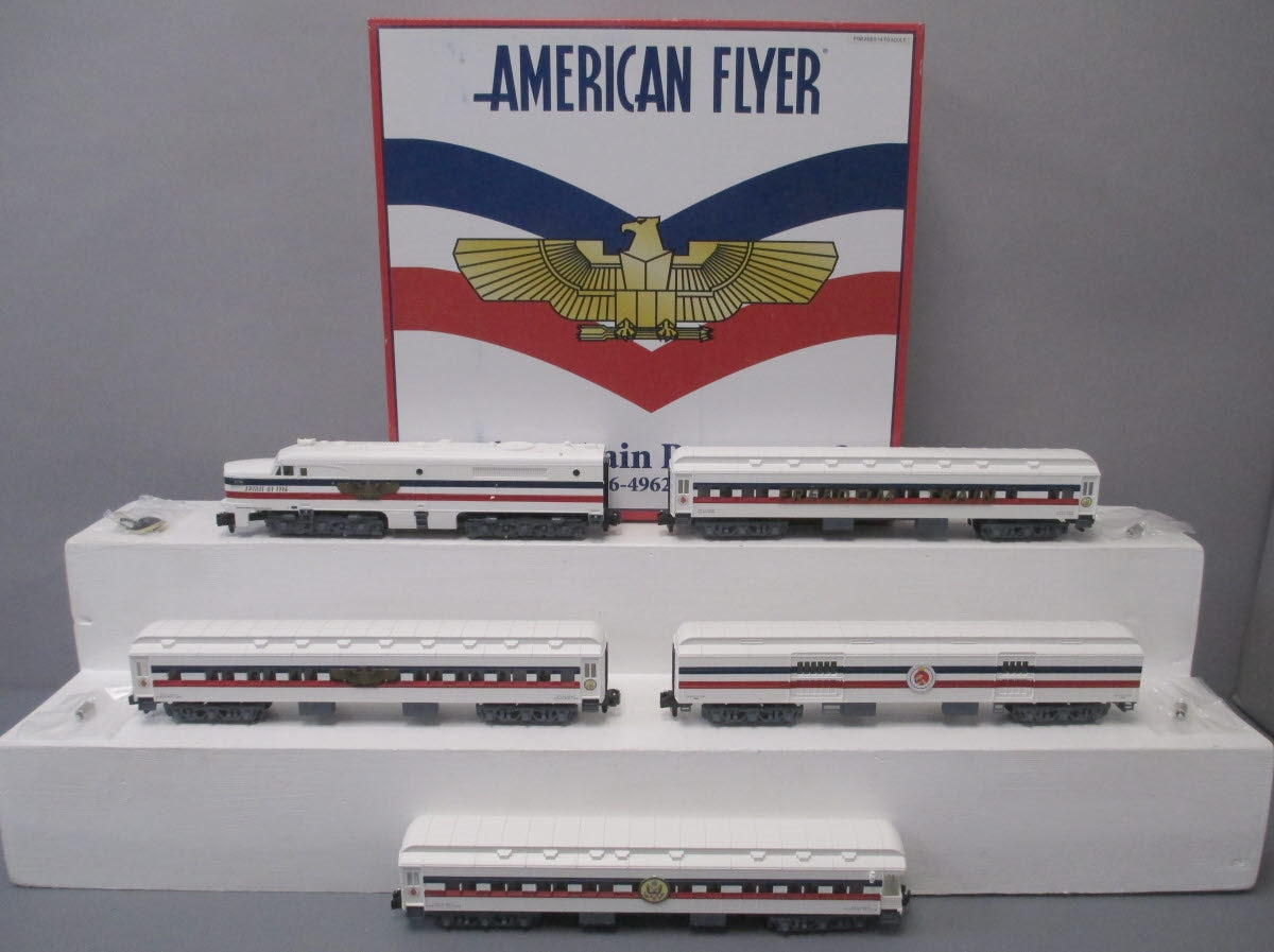 American Flyer 6-49622 S Freedom Train Diesel Passenger Train Set
