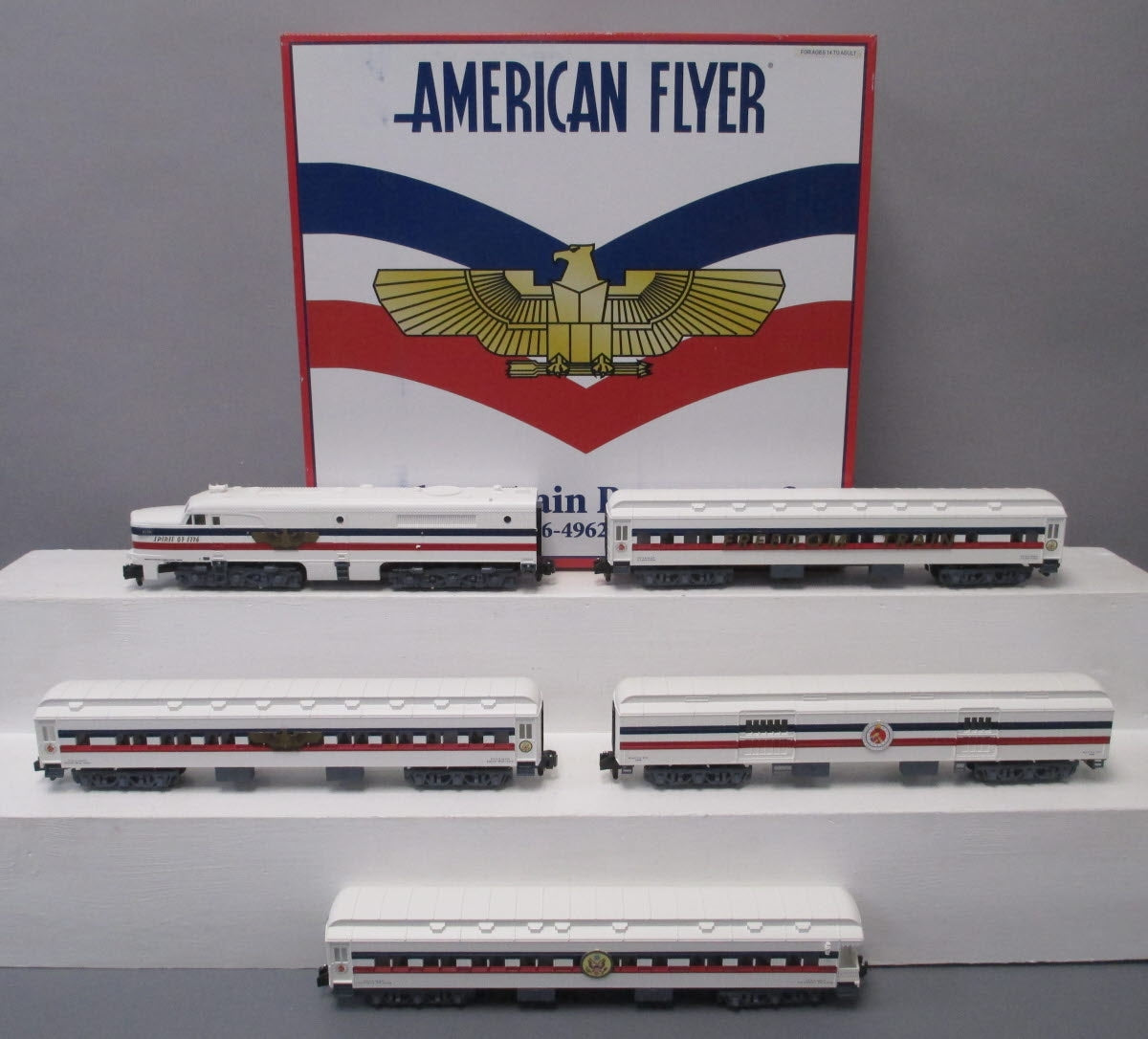 American Flyer 6-49622 S Freedom Train Diesel Passenger Train Set