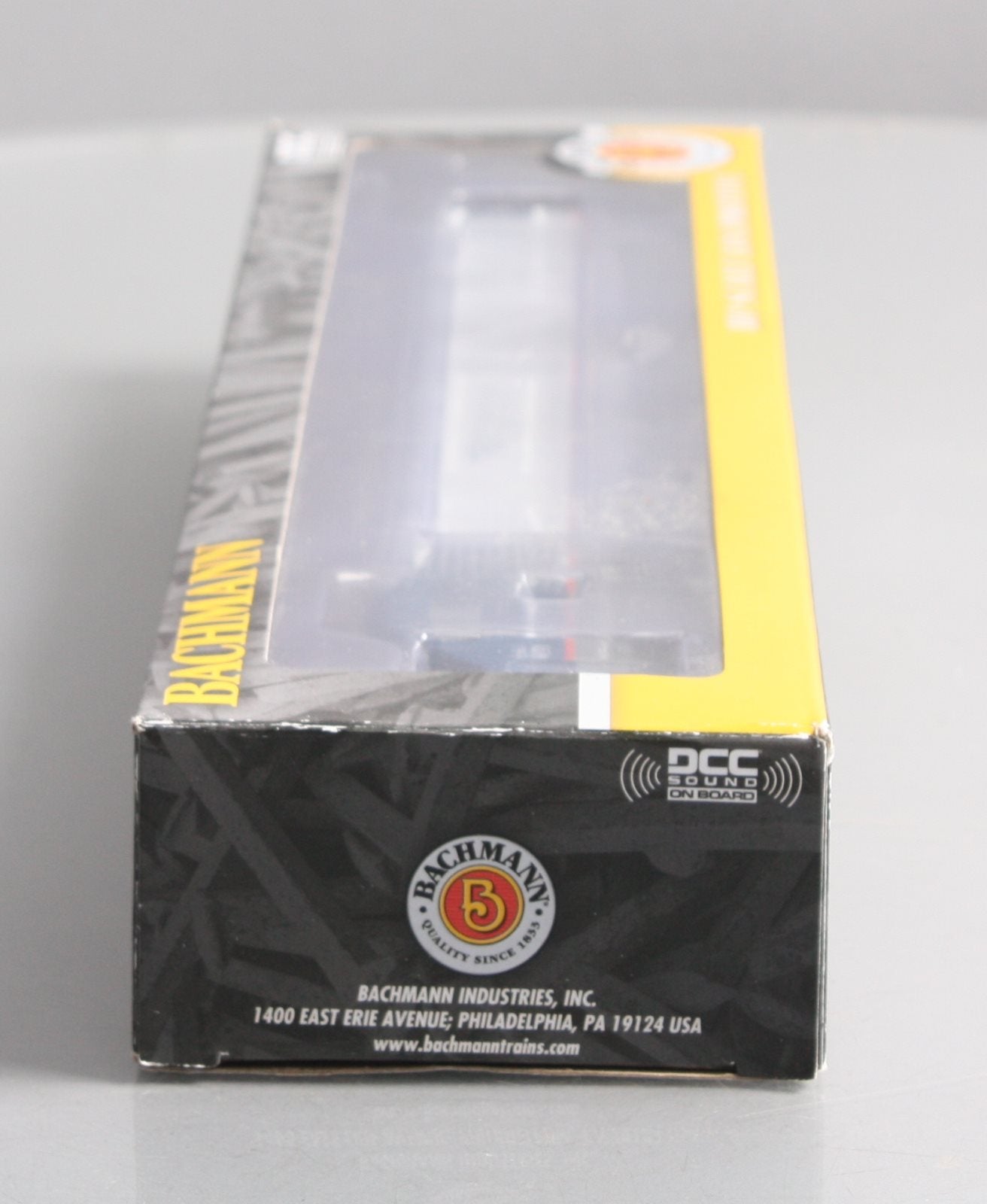 Bachmann 67902 HO Amtrak Midwest Charger SC-44 Diesel Loco with Sound #4611