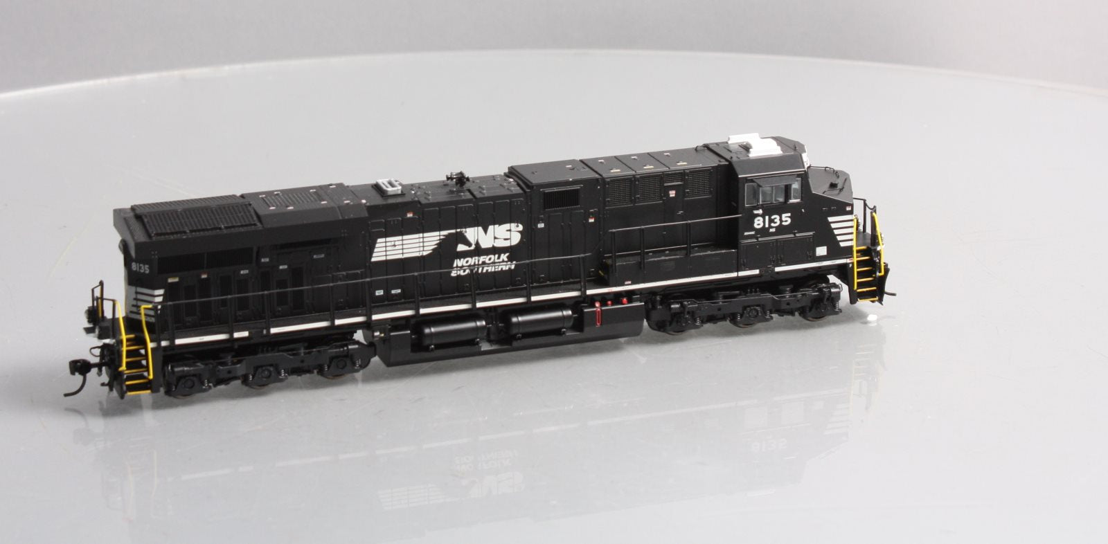 Broadway Limited 5873 HO Norfolk Southern GE ES44AC Diesel Loco Sound/DCC #8135