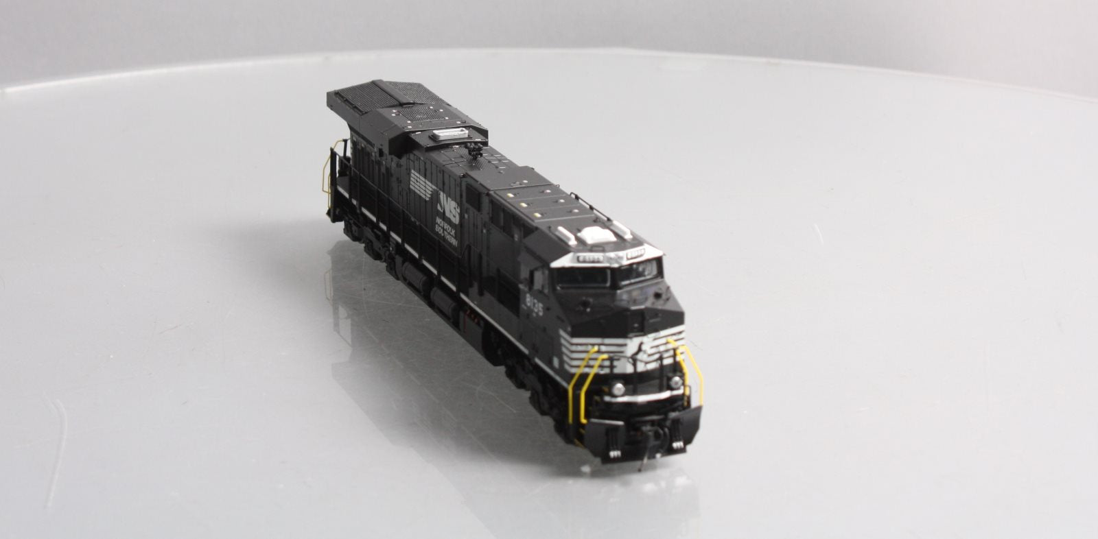 Broadway Limited 5873 HO Norfolk Southern GE ES44AC Diesel Loco Sound/DCC #8135