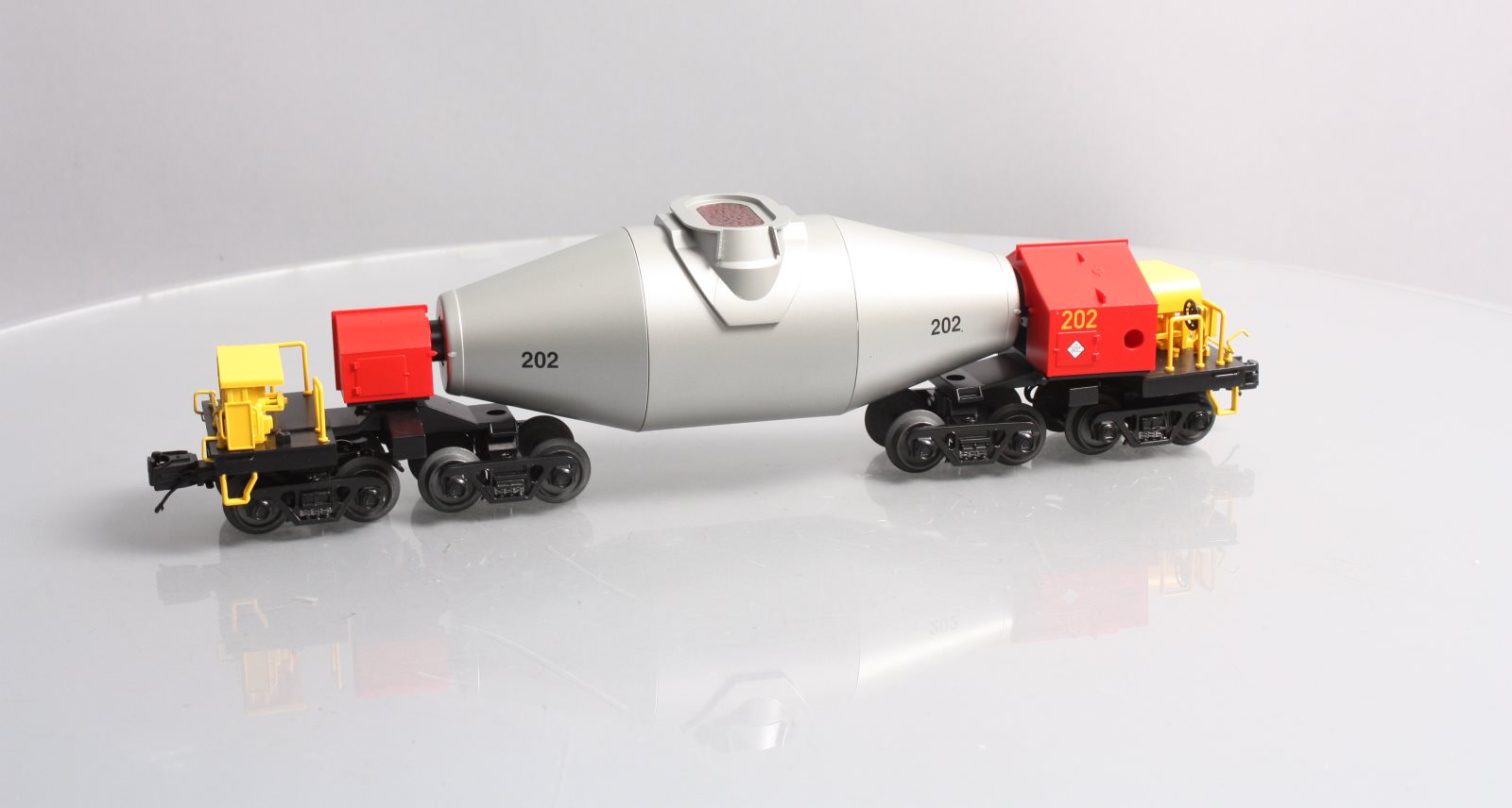 MTH 20-95212 O MTSX Hot Metal Car with Flickering Molten Load