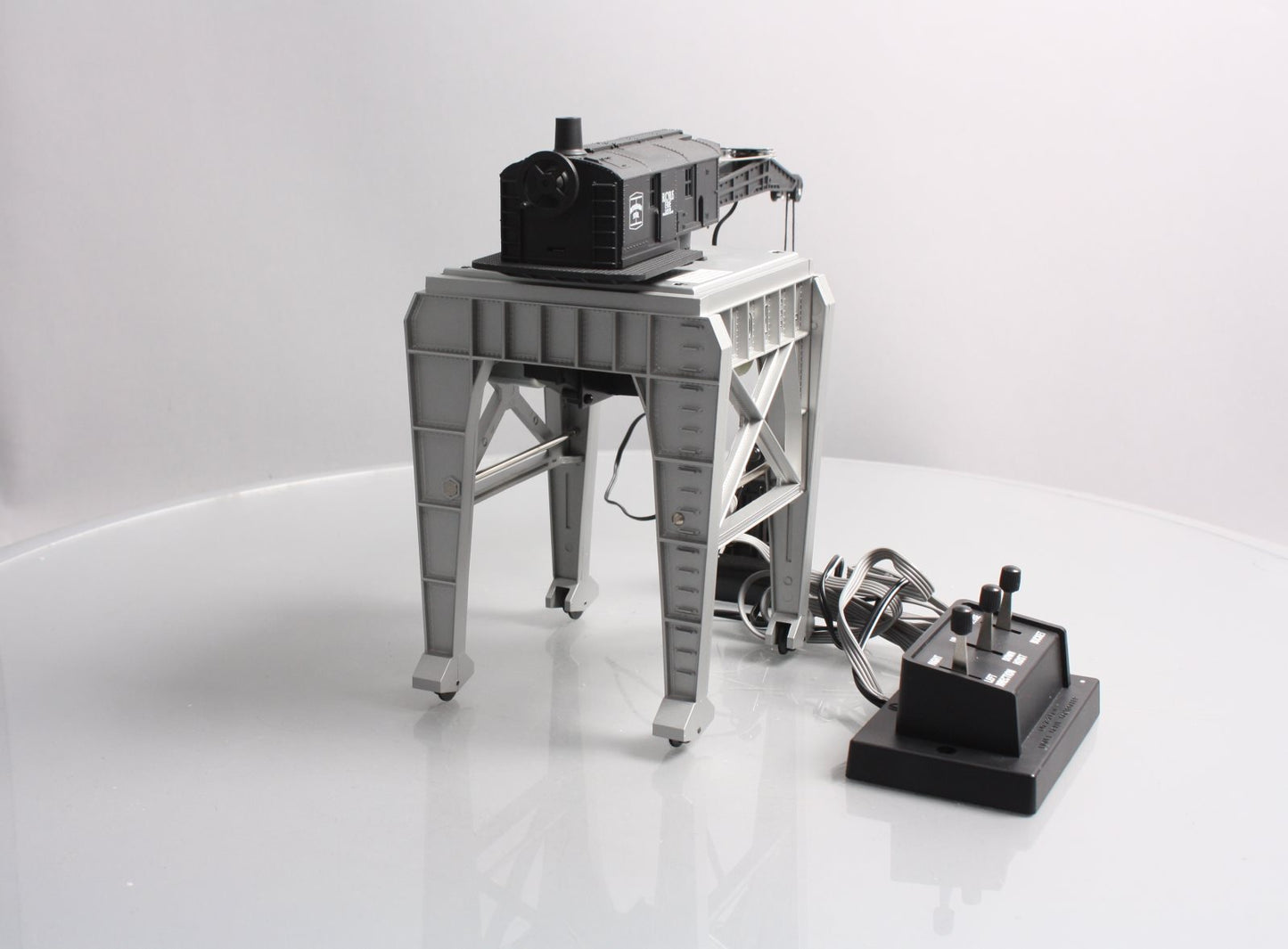 Lionel 6-24134 O Bethlehem Steel Operating Gantry Crane with Clamshell Bucket LN/Box