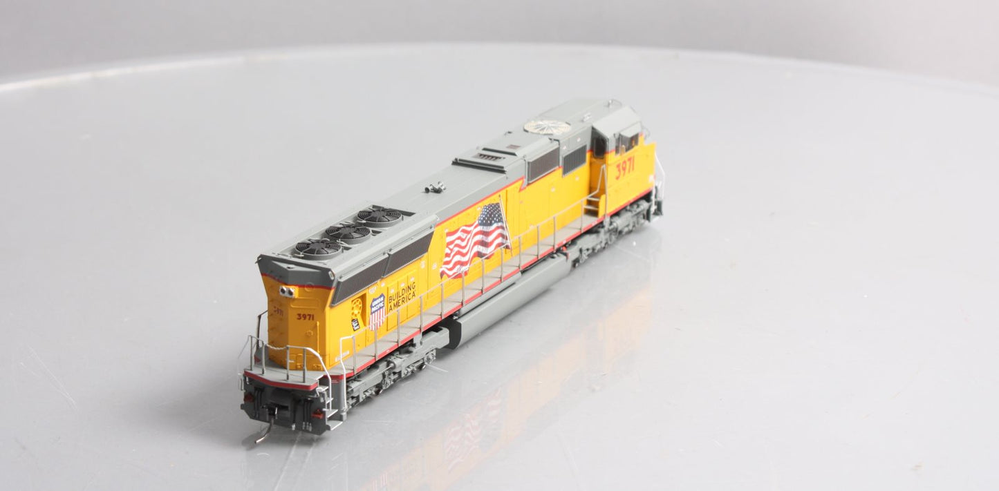 Athearn G69563 HO Union Pacific SD70M Diesel Locomotive with DCC & Sound #3971