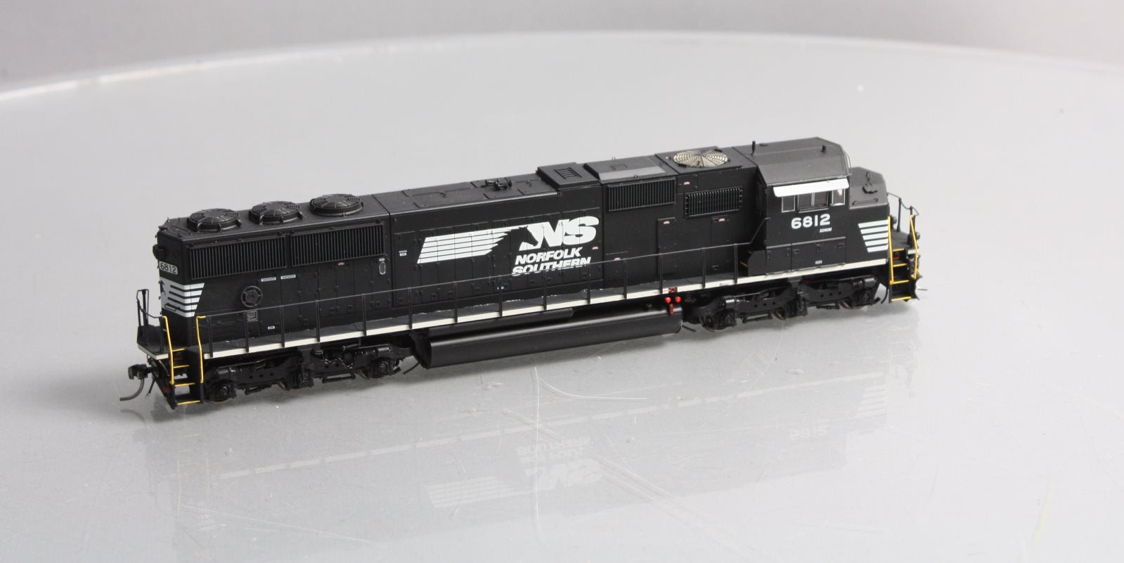 Athearn G75612 HO NS G2 SD60M Tri-Clops Diesel Locomotive w/DCC & Sound #6812 LN/Box
