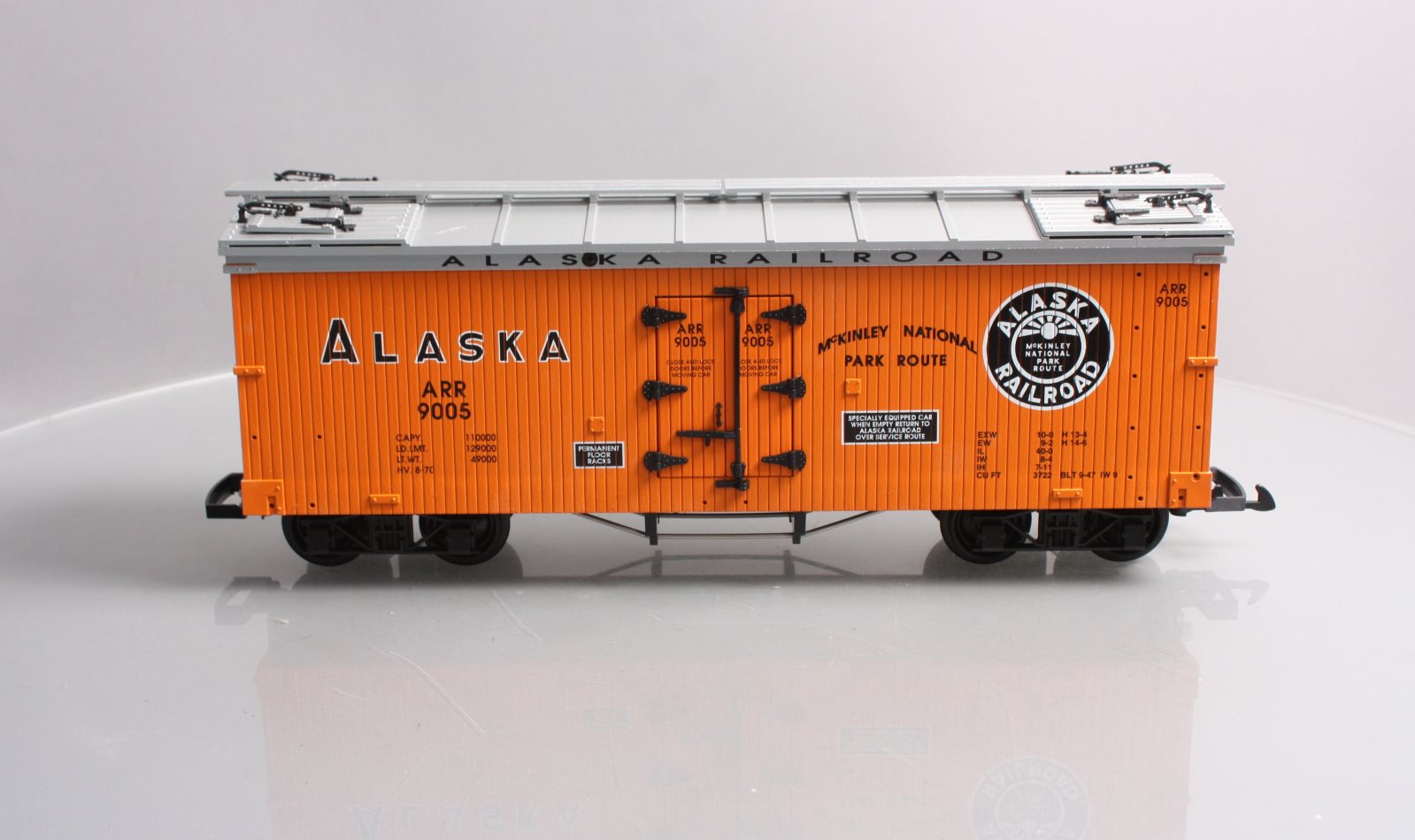 USA Trains R16204A G Alaska Railroad Orange Refrigerator Car #9005
