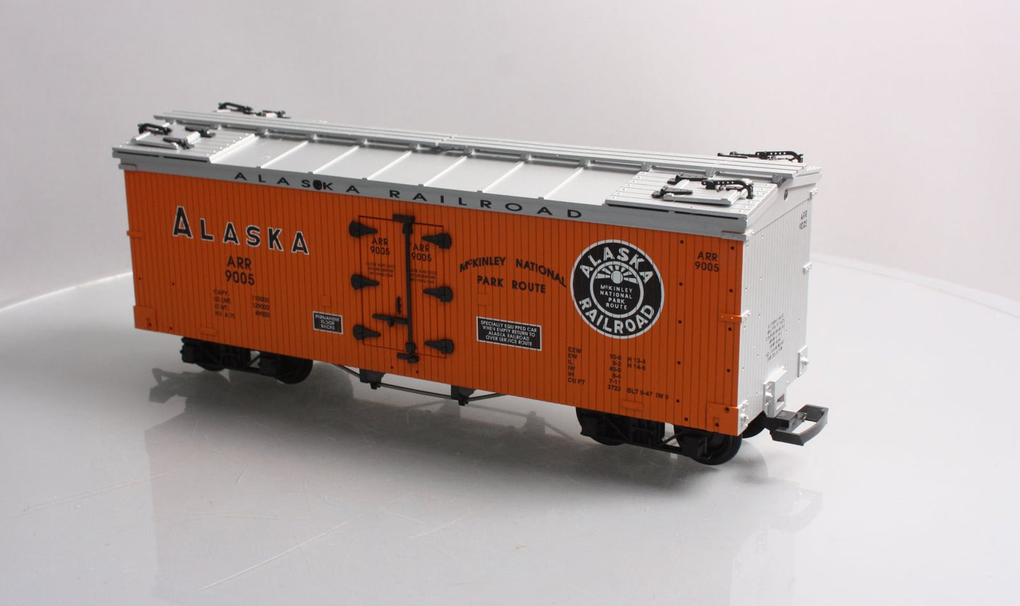 USA Trains R16204A G Alaska Railroad Orange Refrigerator Car #9005