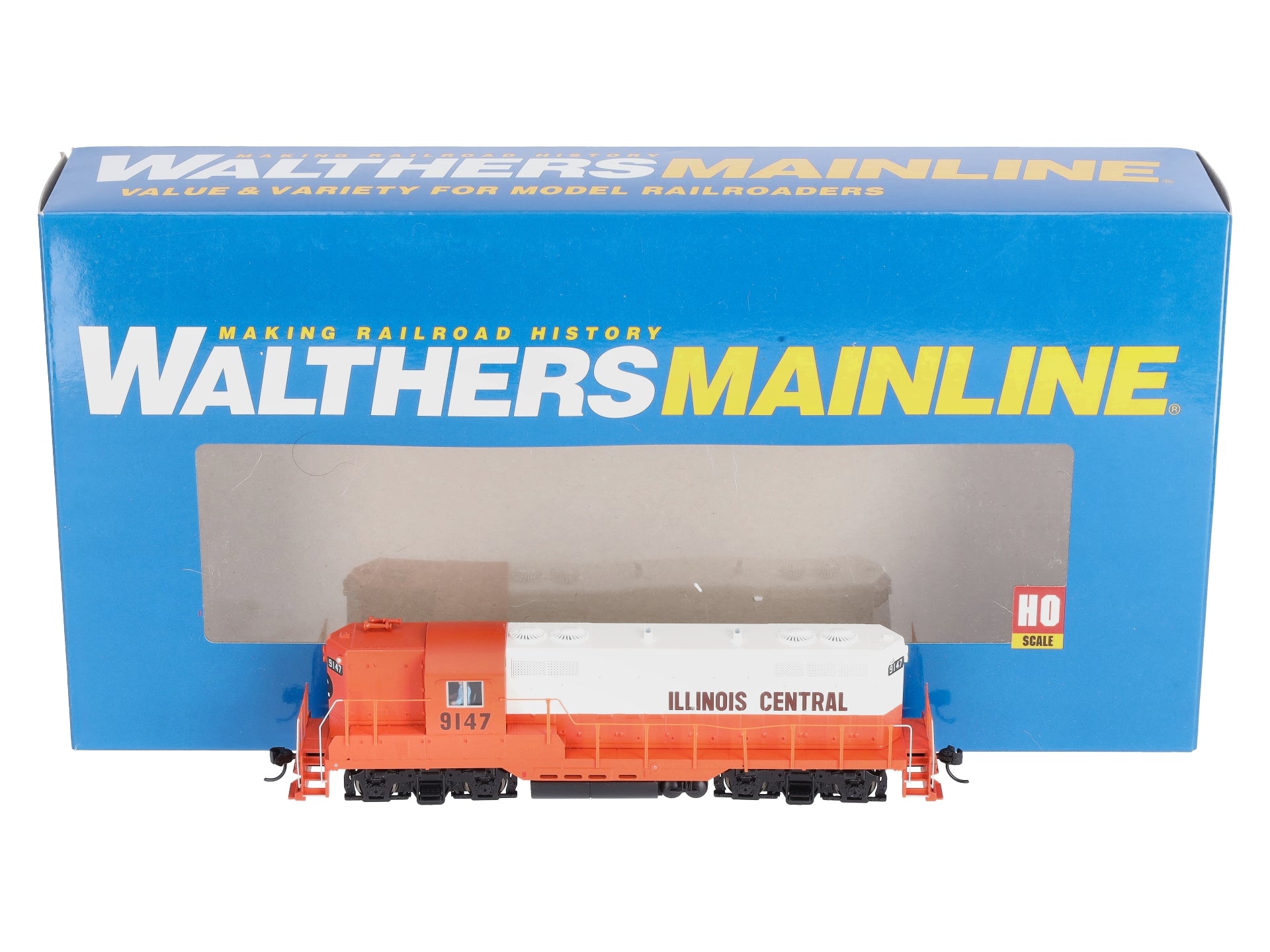 Walthers 910-20456 HO Illinois Central EMD GP9 Phase II Diesel