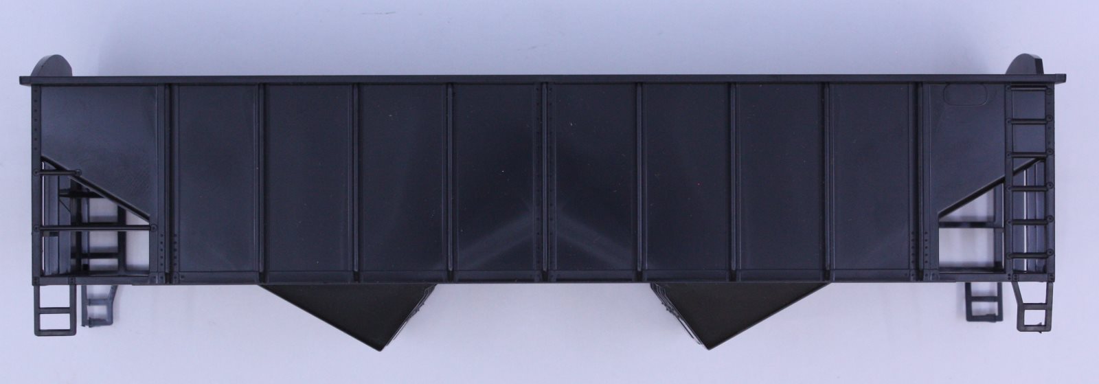 Lionel 9300-1 Non-Operating Black Plastic 2-Bay Hopper Body