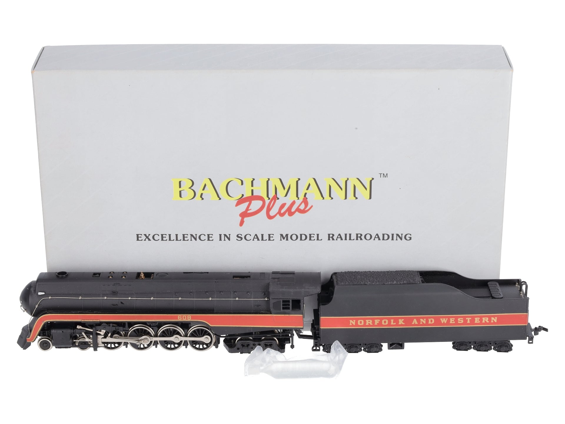 Bachmann 11315 HO Norfolk & Western Class J 4-8-4 Steam Locomotive & Tender #608 EX/Box
