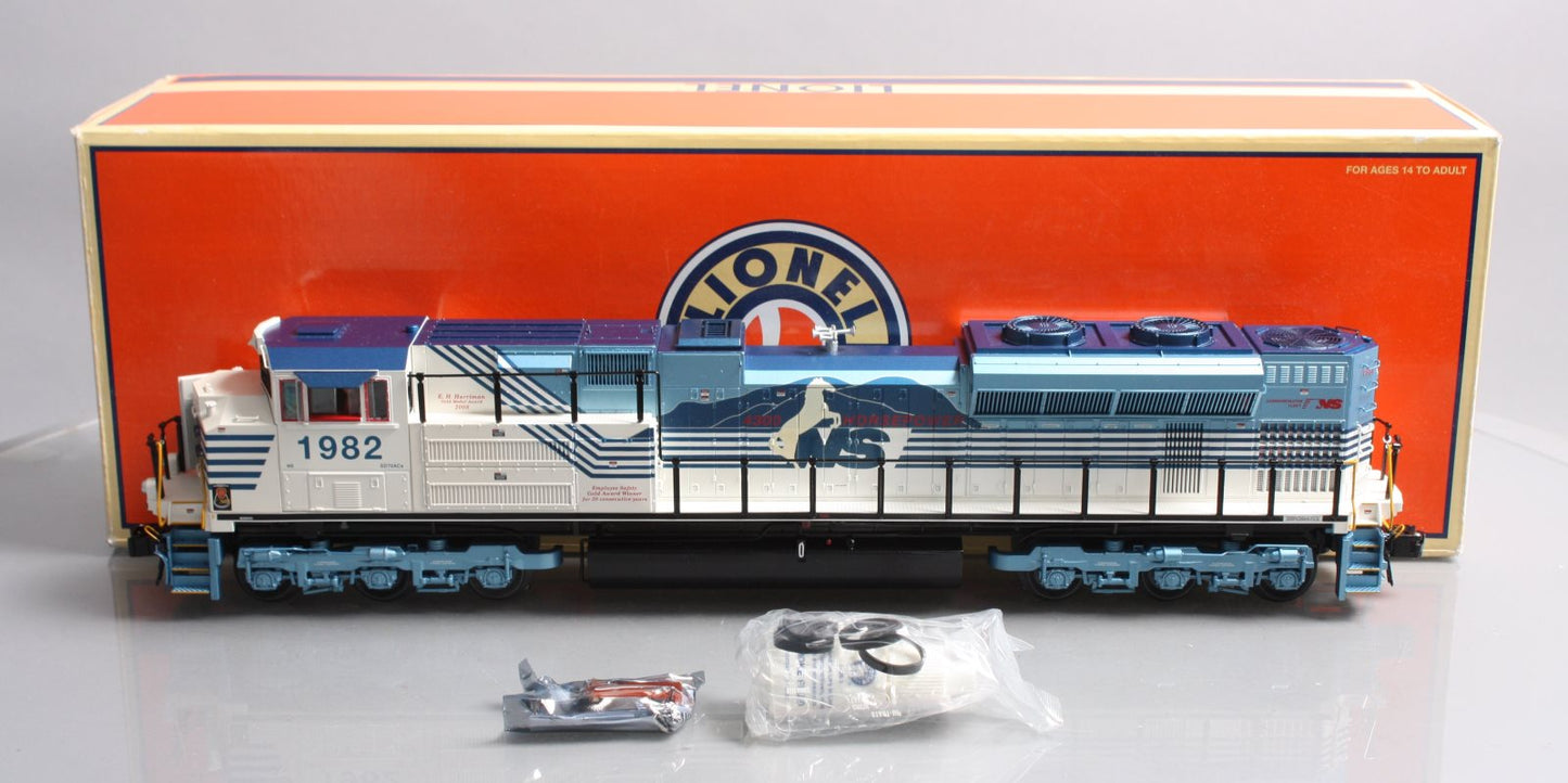 Lionel 6-28334 O Gauge Norfolk Southern Heritage SD70ACe Diesel Locomotive #1982