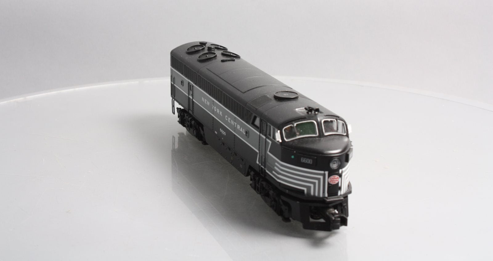 MTH 20-20471-1 New York Central C-Liner A Unit Diesel Engine w/ P-S 3 #6600