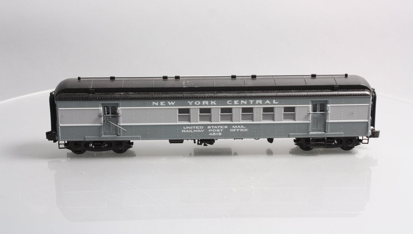 Lionel 6-85343 O New York Central Heavyweight RPO Passenger Car #4819