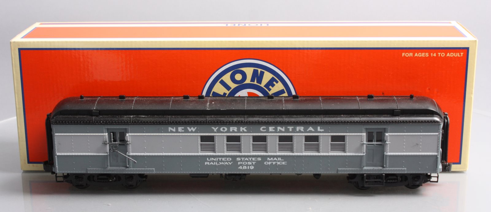Lionel 6-85343 O New York Central Heavyweight RPO Passenger Car #4819